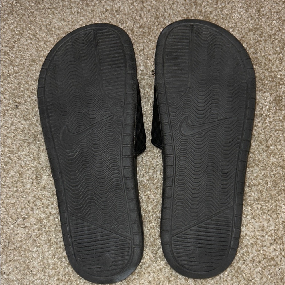 Nike Black and White Slide Sandals - Picture 2 of 2
